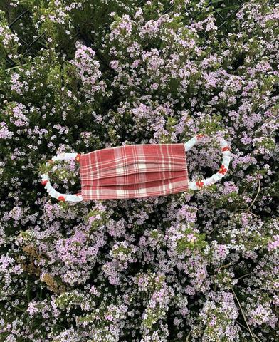 How to care for your skin while wearing a face mask