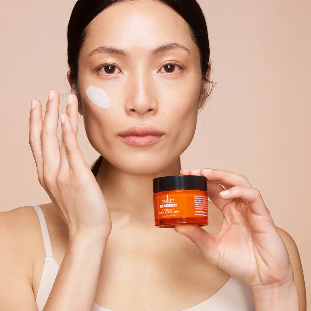 VITAMIN C 2-IN-1 EXFOLIATOR | GLOW ACTIVE-C | 50 ML